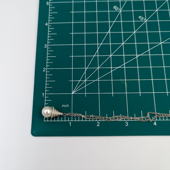 Beautiful SWAROVSKI Perpetual Drop Necklace 1106453 - Picture 8 of 9